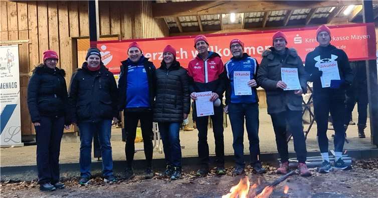 Siegerehrung WLS 2023-24 der LG Laacher See - Martin Burgmer mit 62,5 km. Quelle: HSC Gamlen