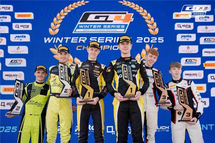 Siegerehrung bei der GT Winter Series 2025.  Foto: Gedlich Racing