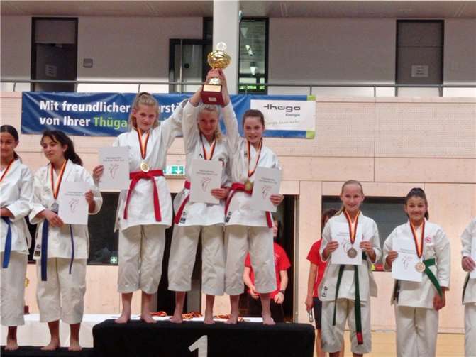 Siegerehrung beim Kata Talent Cup in Rülzheim.  Foto: privat