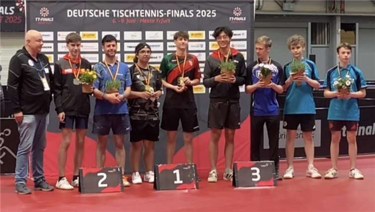 Siegerehrung der Herren Klasse C bei den TT Finals 2025 in Erfurt. Gold für Emre Yilmazer und Mika Lehr.