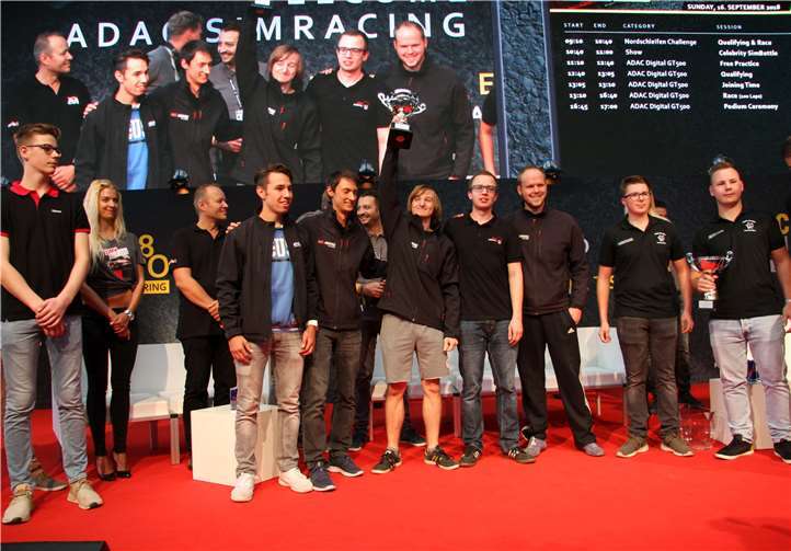 Siegerehrung im Nürburgring Boulevard Privat