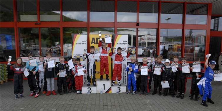 Siegerehrung in der Altersklasse K1.Fotos: Karl Eckstein