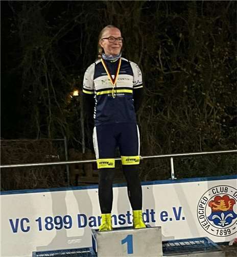 Siegerehrung von Annkristin Behrendt als Rheinland-Pfalz Meisterin.