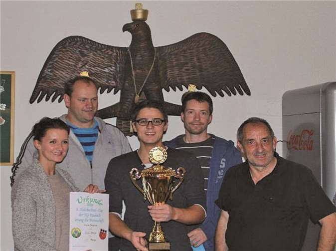 Siegreiche Mannschaft Team Schlich: D.Schlich, A.Prager, W.Dai, D.Hommer, O.Schlich (v.l.n.r.)Privat