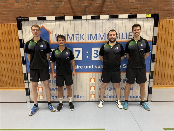 Siegreiche erste Mannschaft (v. l. T. Dörr, M. Senger, K. Müller und D. Jacquemien). Foto: Tischtennis-Freunde Remagen