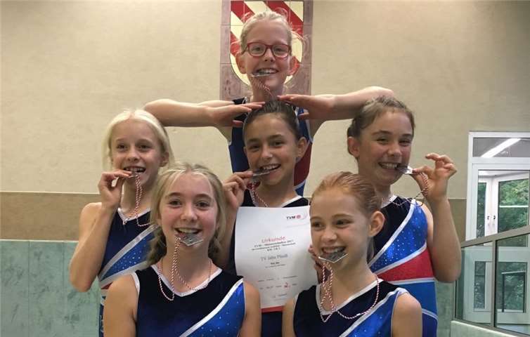 Sind stolz auf ihre Leistungen bei der Mittelrhein-Meisterschaft.privat