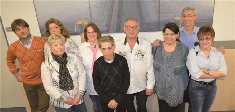 Sinzig. Am vergangenen Donnerstag fand im Sitzungssaal des Rathauses in Sinzig die diesjährige Mitgliederversammlung der Kreuzbundgruppen Bad Neuenahr-Ahrweiler e.V. mit Neuwahl des Vorstandes statt. Folgende Personen wurden gewählt: Mischa Breil, 3. Vorsitzender; Heike Schweiss, 2. Beisitzerin; Sylvia Rieck, Schriftführerin; Tanja Affeldt, 1. Kassiererin; Matthias Monet, 2. Kassierer; Norbert Fischer, 1. Vorsitzender; Monika Pfahler, 1. Beisitzerin; Werner Steber, 2. Vorsitzender; Petra Hegner; 3. Beisitzerin (v.l.).privat