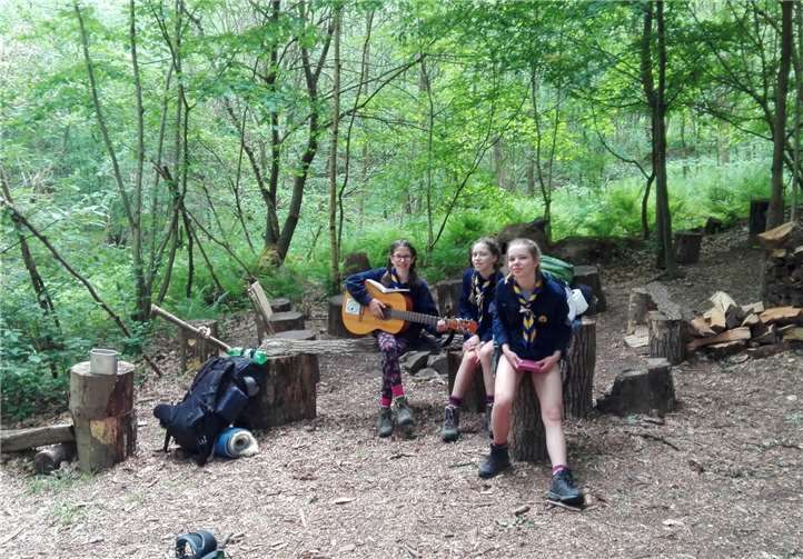 Sippe „Ciar Paravel“ auf Sternfahrt.
