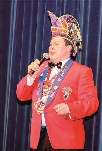 Sitzungspräsident Aaron Daniel Stargadsky führte durch das Programm.