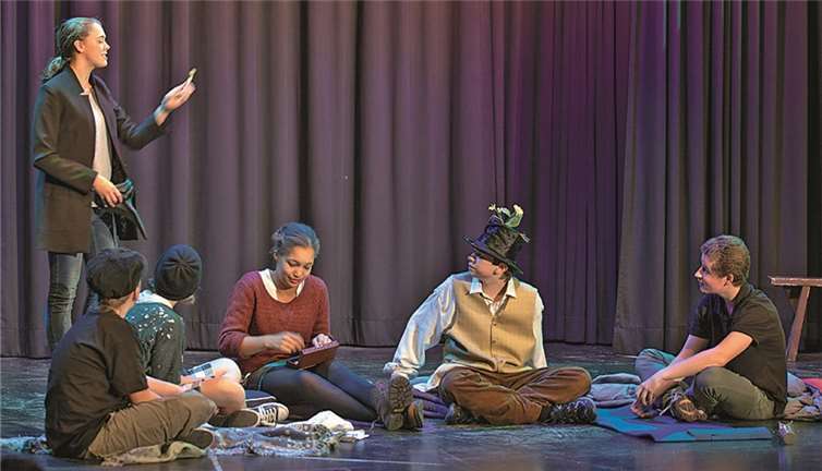 Skipio, der Herr der Diebe (li.), begibt sich mit seiner Straßenbande in Venedig auf Diebestour. -VJ-