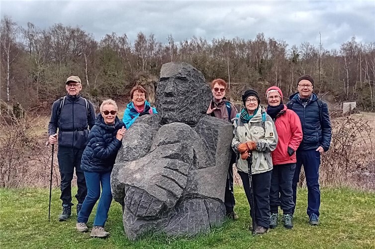 Skulptur im Mayener Grubenfeld. 