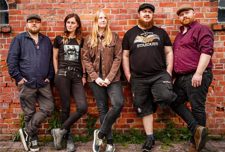 Smokin‘ Parrots bieten feinsten Rollercoaster-Rock aus Koblenz! Foto: :Smokin‘ Parrots