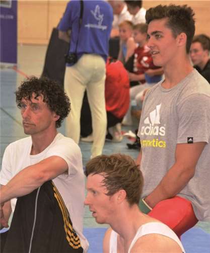 So entspannt wie bei den Rheinland-Pfalz-Meisterschaften in Worms werden Trainer Ralf Schall (l.), Jan Damrau (M.) und Angelo Schall die Konkurrenten bei den Deutschen Meisterschaften nicht beobachten können. privat