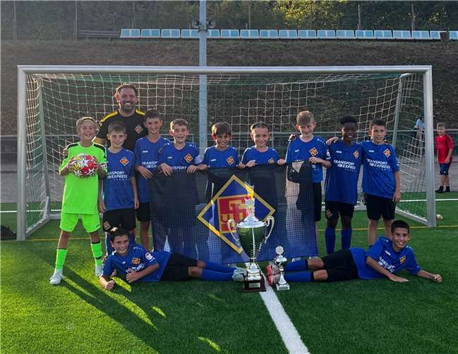 So sehen Sieger aus. Quelle: SV Hatzenport-Löf