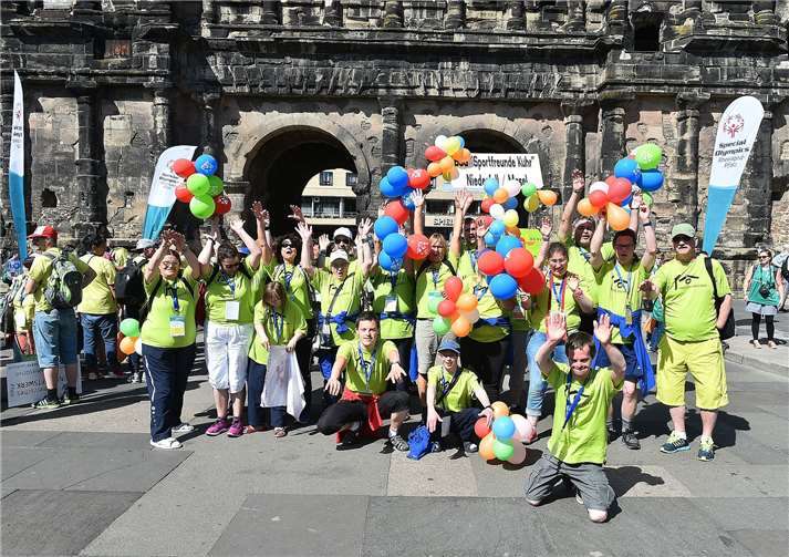 So viel Freude war beim Fackellauf der LandesspieleTrier 2017 zu erleben. Fotos: Special Olympics Rheinland-Pfalz e.V