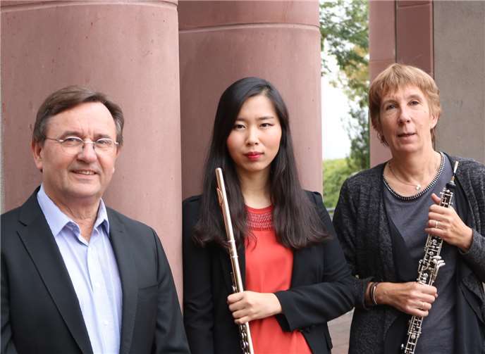 Sohee Oh (Flöte), Sigrun Meny-Petruck (Oboe) und Hans-Jürgen Thoma (Cembalo) bilden das Trio Sanssouci. Foto: privat