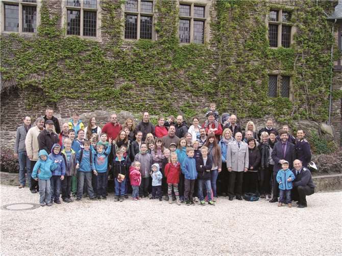 Soldatenfamilien zu Gast auf der Reichsburg in Cochem. ZOpKomBw