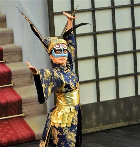 Song Liling spielt ein doppeltes Spiel. Peter Seydel