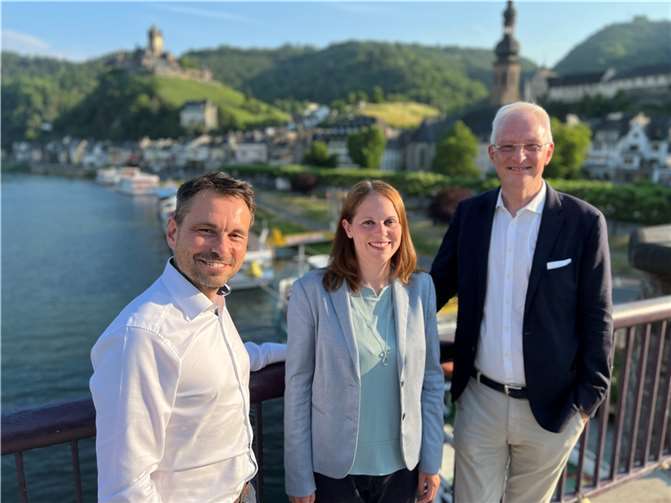 Sonja Bräuer mit David Langner (li.) und Wolfram Leibe. Quelle: Team Sonja Bräuer