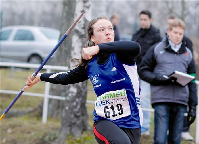Sophia Hübner beim Speerwurf. Wolfgang Birkenstock