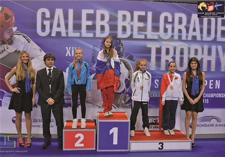 Sophie Stoiber (Zweite von rechts) freute sich ebenfalls über Bronze.