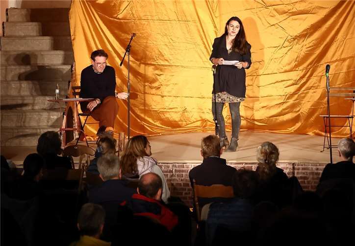 Sorgten für gute Unterhaltung in der Abtei Rommersdorf, Boris Weber und Ute Hartmann.  Foto: Wolfgang Hartmann