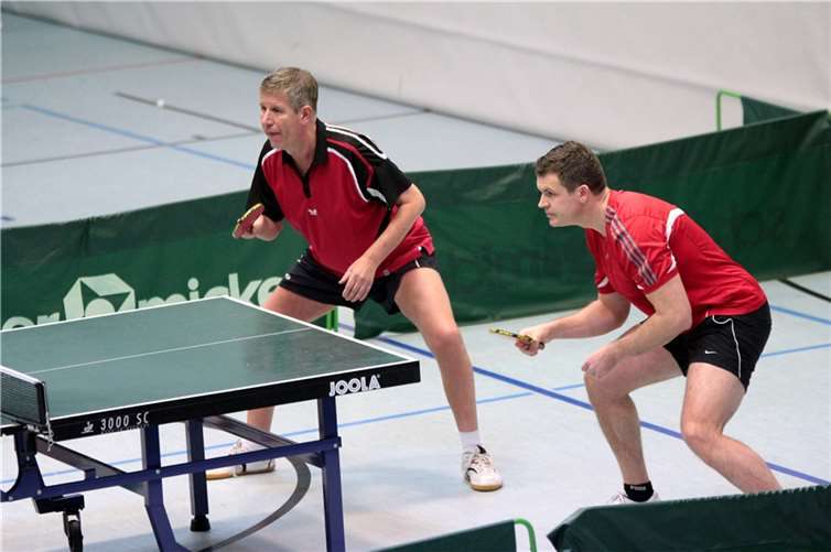 Sorgten mit zwei gewonnenen Doppel für den Sieg in Torney-Engers: Wolfgang Schwarz und Jörg Westhofen.privat