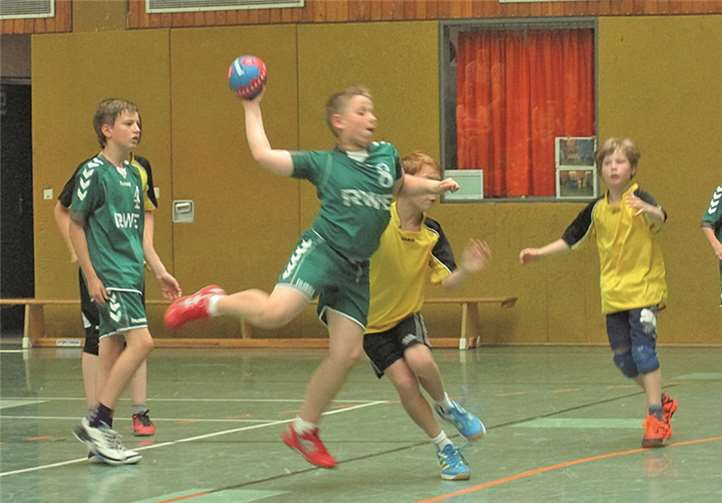 Souverän warfen sich die D-Jungs in die Kreisliga.privat