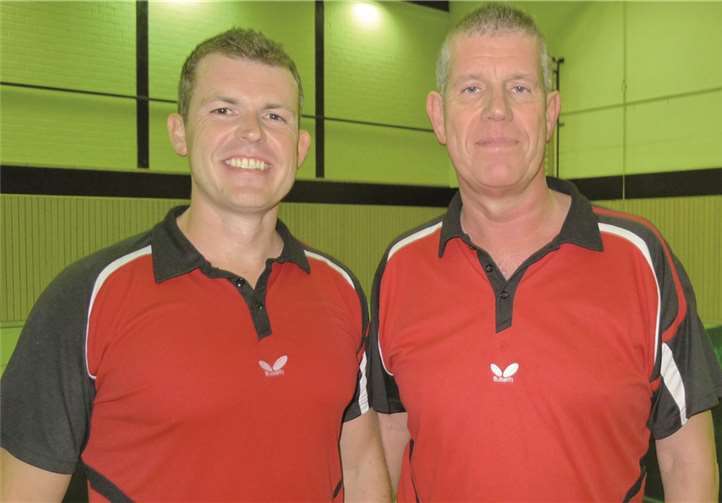 Souveräne Vorstellung zum Saisonstart im Doppel: v.l. Jörg Westhoven und Wolfgang Schwarz.privat