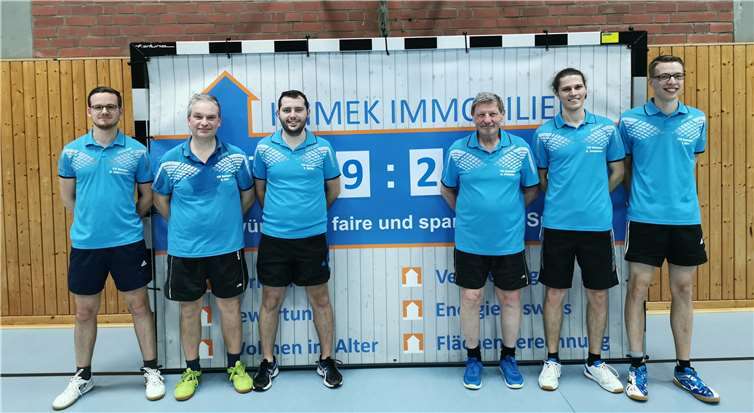 Souveräner Heimsieg für die erste Mannschaft (v. l. Michael Kleinschmager, Guido Lenz, Kevin Müller, Hans Frittmann, Daniel Jacquemien und Tobias Dörr).Foto: privat