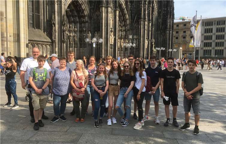 Sowohl junge als auch ältere Messdiener und Verantwortliche machten sich auf den Weg nach Köln.Foto: privat