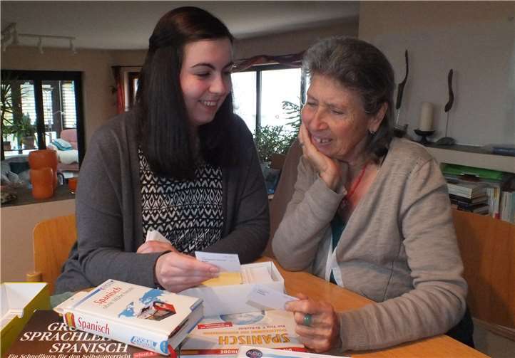 Spanisch lernen geht am besten im Tandem. Diese schöne Erfahrung verdanken Christa Schmitz und Studentin Marina Neuchel dem Projekt Wohnen für Hilfe.Quelle: Wohnen für Hilfe