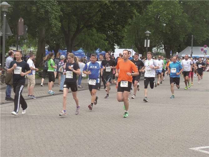 Spannende Läufe rund ums Deutsche Eck gab es beim 13. münz-Firmenlauf!