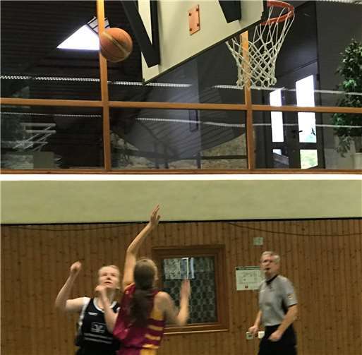 Spannende Zweikämpfe waren zu sehen.