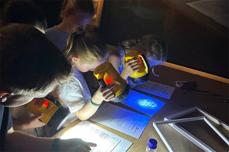 Spannender Ausflug in den Escape Room im LVR Museum Bonn