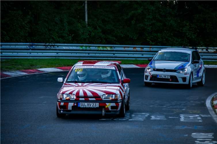 Team Rheinland Motorsport trotzt den Elementen  Spannender Wettkampf in der RCN Gleichmäßigkeitsprüfung. Foto: Ben Güldner