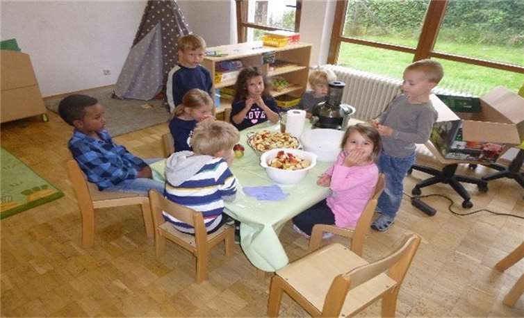 Spannendes zum Thema Apfel lernten die Kinder im Kindergarten Puderbach.Foto: privat