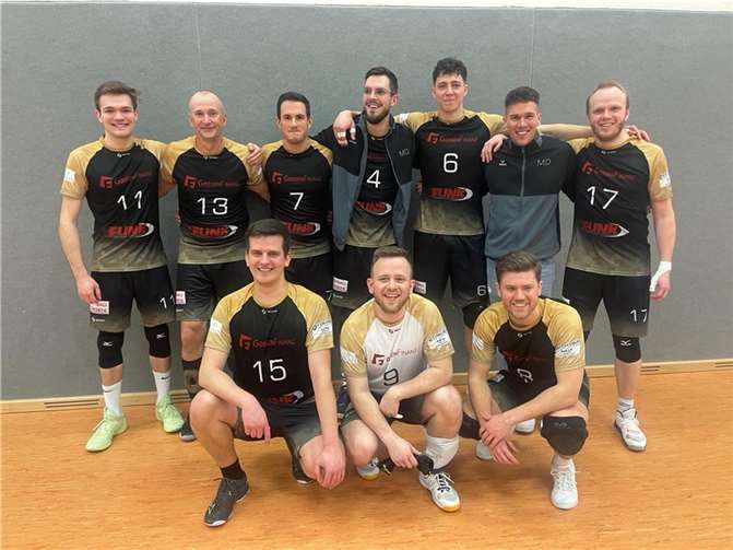Spannung pur: ds Rengsdorfer Volleyballteam bezwingt en TV Mülheim. Foto: TV Rengsdorf