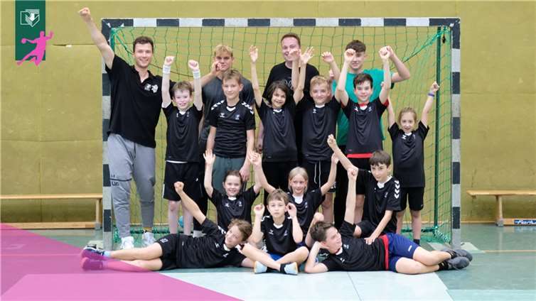 Spaß, Sport und ein funkelnagelneues Camp-Shirt - so können Ferien sein. Foto: Carola Laun