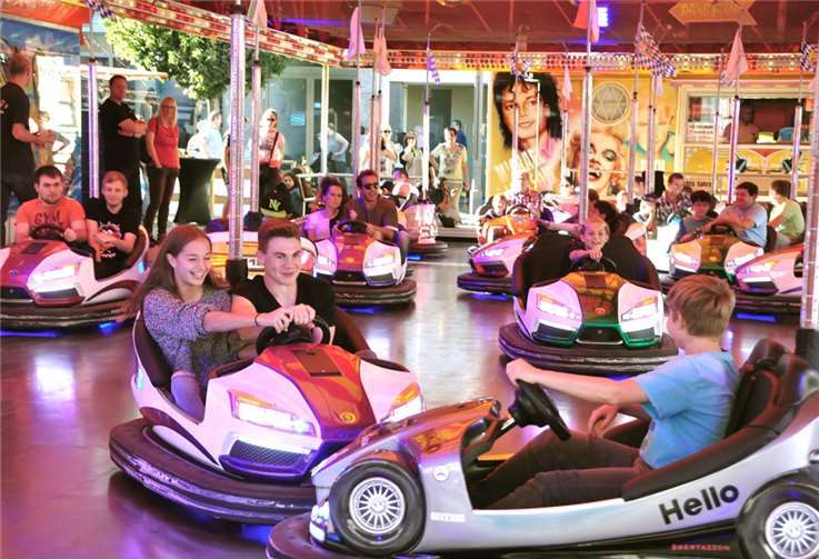 Spaß auf dem Autoscooter hatte hauptsächlich die Jugend.