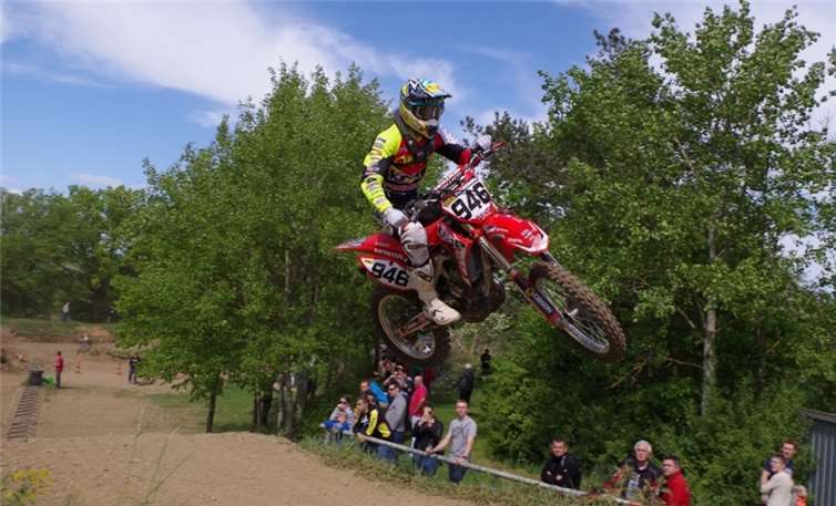 Spektakuläre Sprünge erwarten die Zuschauer.Foto: privat