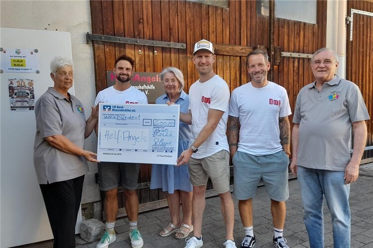 Spende von Dorfverein Lonnig
