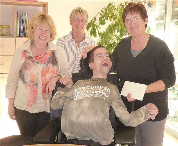 Spenden macht Spaß (v.l.n.r.): Jutta Weber, Monika Hillesheim, Daniel Grundmann, Marie-Luise Goldberg.privat