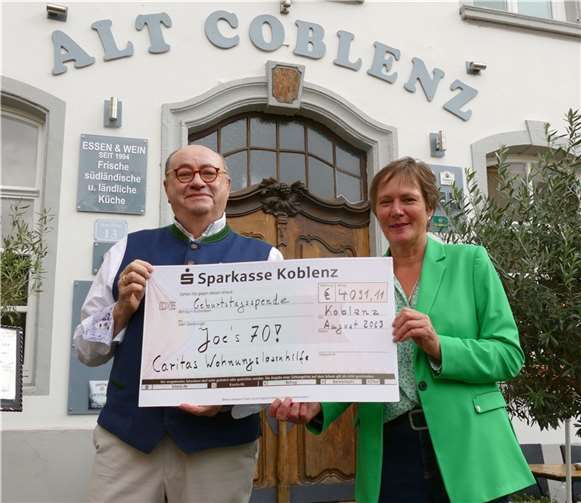 Spenden statt Geschenke: Joe Wilbert verband seinen 70. Geburtstag mit einer großzügigen Unterstützung für die Caritas-Wohnungslosenhilfe. Foto: Marco Wagner