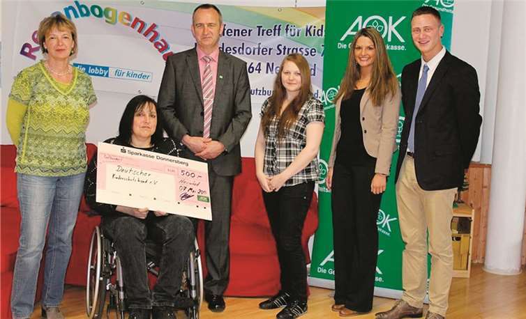 Spendenübergabe beim Deutschen Kinderschutzbund e.V. in Neuwied.