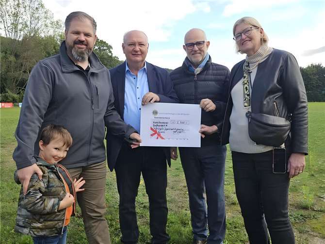Spendenübergabe in Bad Hönningen.  Foto: privat