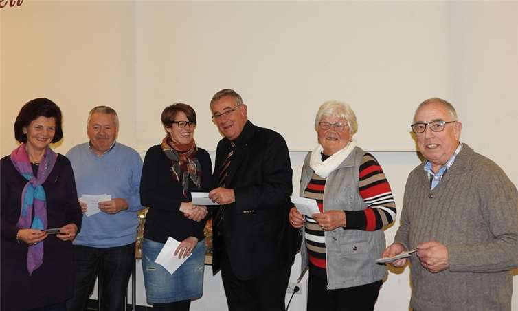 Spendenübergeben Rita Lauter, Werner Krämer, Andra Krämer, Paul Gieler, Erika Kriechel, Antonius Kohlhaas.privat