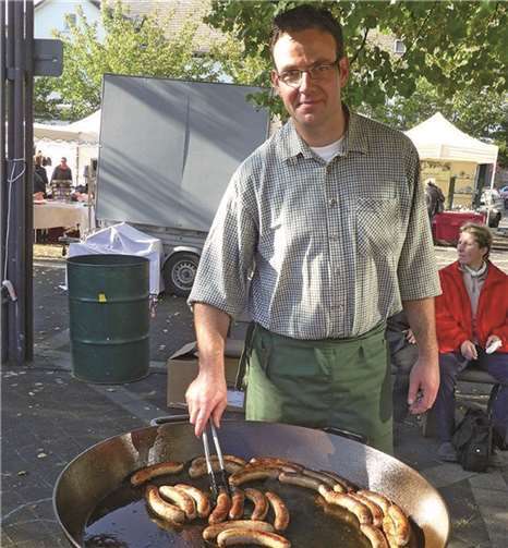 Den Herbst in seiner ganzen Vielfalt erlebt Spezialität der Wildkammer Schloss Arenfels: Wildbratwurst mit Wildpreiselbeeren.