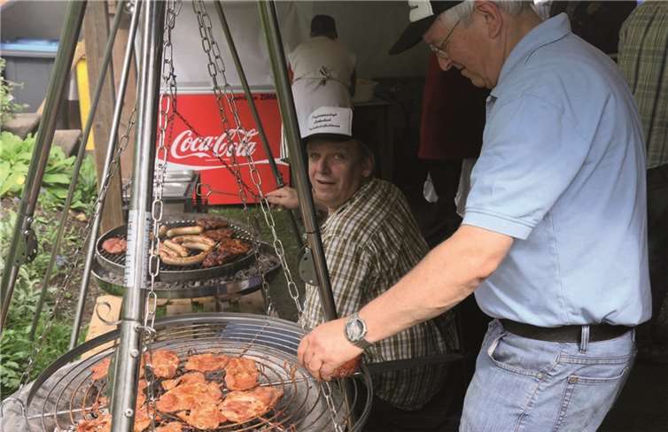 Spezialitäten vom Grill fanden reißenden Absatz.