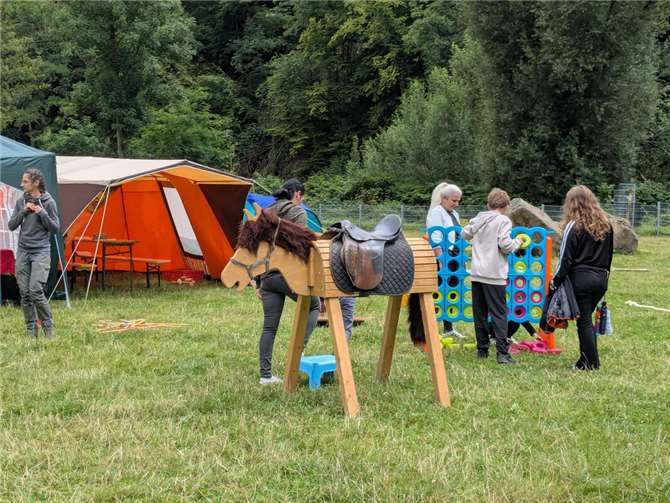 Sommerfest am Schwanenteich feiert gelungenes Comeback Spiel und Spaß für die Kleinen.